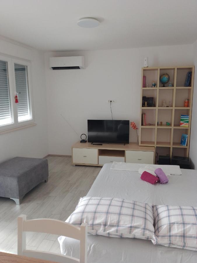 Leilighet Studio Lucija *